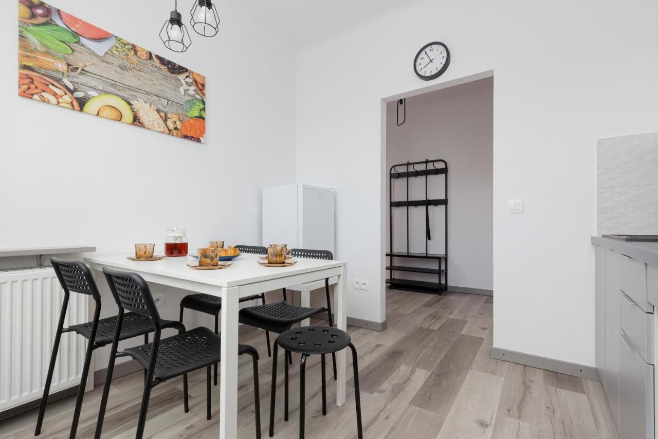 Kamienica Stanislawa Augusta Warszawa By Noclegi Renters Esterno foto