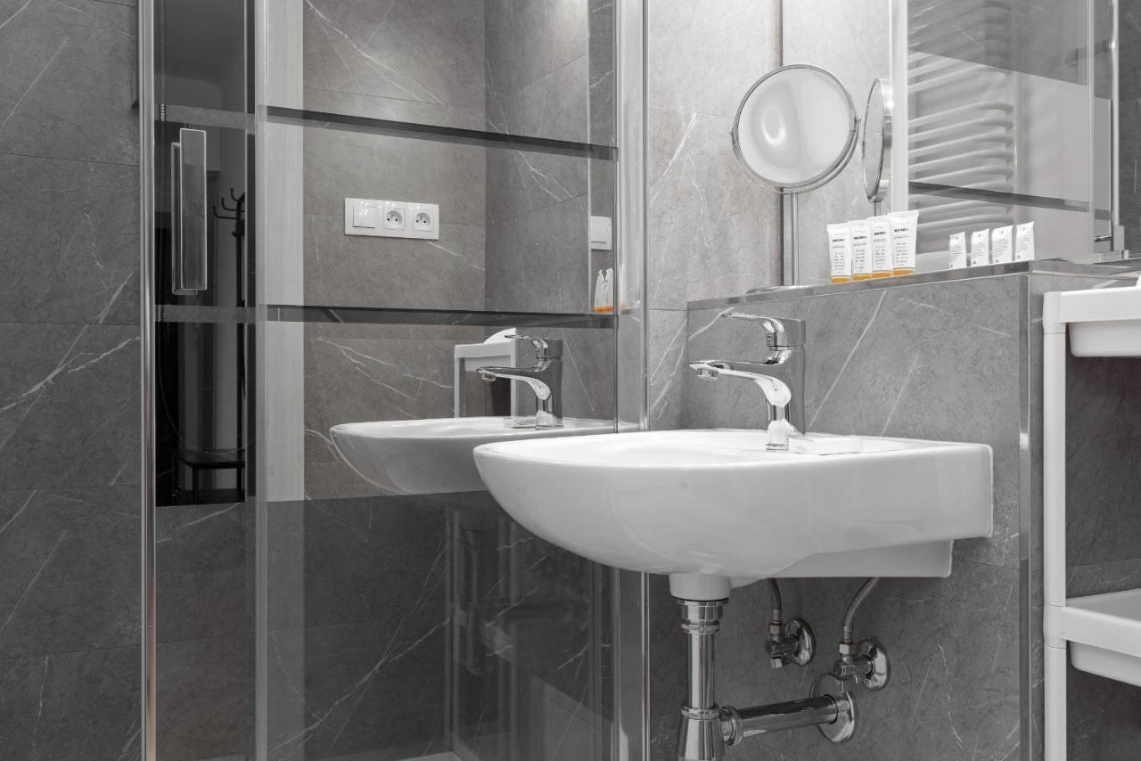 Kamienica Stanislawa Augusta Warszawa By Noclegi Renters Esterno foto