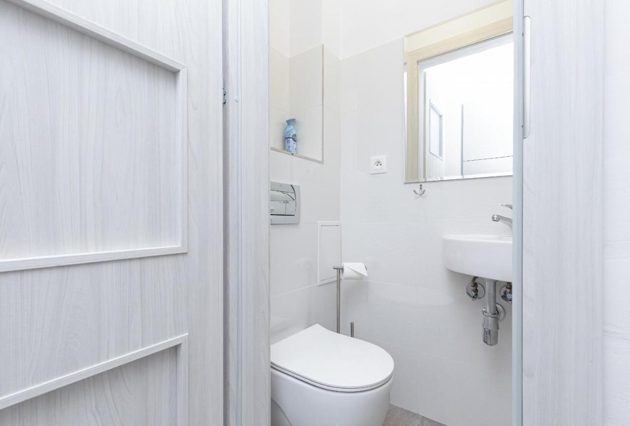 Kamienica Stanislawa Augusta Warszawa By Noclegi Renters Esterno foto
